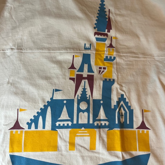 Disney Spirit Jersey Cinderella Castle Vault Collection 2X XXL New With Tags - Picture 4 of 12